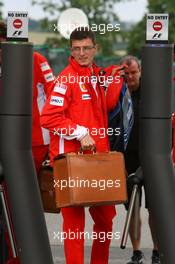 28.06.2007 Magny-Cours, France,  Chris Dyer (AUS), Scuderia Ferrari, Track Engineer of Kimi Raikkonen (FIN)- Formula 1 World Championship, Rd 8, French Grand Prix, Thursday