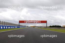 28.06.2007 Magny-Cours, France,  Track Walk - Formula 1 World Championship, Rd 8, French Grand Prix, Thursday, Track Walk