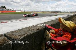 08.07.2007 Silverstone, England,  Lewis Hamilton (GBR), McLaren Mercedes, MP4-22 - Formula 1 World Championship, Rd 9, British Grand Prix, Sunday Race