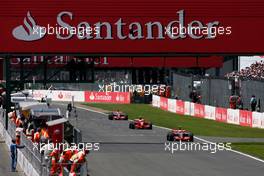 08.07.2007 Silverstone, England,  Lewis Hamilton (GBR), McLaren Mercedes, Kimi Raikkonen (FIN), Räikkönen, Scuderia Ferrari, Fernando Alonso (ESP), McLaren Mercedes - Formula 1 World Championship, Rd 9, British Grand Prix, Sunday Race