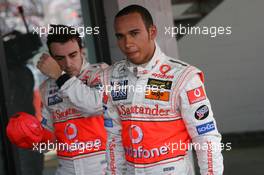 07.07.2007 Silverstone, England,  Pole Position, 1st, Lewis Hamilton (GBR), McLaren Mercedes, MP4-22, 3rd, Fernando Alonso (ESP), McLaren Mercedes, MP4-22 - Formula 1 World Championship, Rd 9, British Grand Prix, Saturday Qualifying