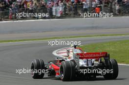 07.07.2007 Silverstone, England,  Pole Position, 1st, Lewis Hamilton (GBR), McLaren Mercedes, MP4-22 - Formula 1 World Championship, Rd 9, British Grand Prix, Saturday Qualifying