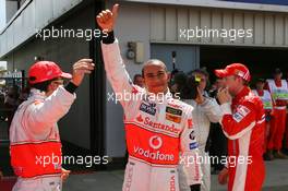 07.07.2007 Silverstone, England,  Pole Position, 1st, Lewis Hamilton (GBR), McLaren Mercedes, MP4-22, 2nd, Kimi Raikkonen (FIN), Räikkönen, Scuderia Ferrari, F2007, 3rd, Fernando Alonso (ESP), McLaren Mercedes, MP4-22 - Formula 1 World Championship, Rd 9, British Grand Prix, Saturday Qualifying