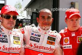 07.07.2007 Silverstone, England,  Fernando Alonso (ESP), McLaren Mercedes, Lewis Hamilton (GBR), McLaren Mercedes, Kimi Raikkonen (FIN), Räikkönen, Scuderia Ferrari - Formula 1 World Championship, Rd 9, British Grand Prix, Saturday Qualifying