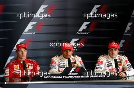 07.07.2007 Silverstone, England,  Lewis Hamilton (GBR), McLaren Mercedes, Kimi Raikkonen (FIN), Räikkönen, Scuderia Ferrari, Fernando Alonso (ESP), McLaren Mercedes - Formula 1 World Championship, Rd 9, British Grand Prix, Saturday Press Conference