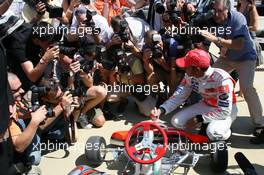 02.08.2007 Budapest, Hungary,  Lewis Hamilton (GBR), McLaren Mercedes with Vodafone Karting and opening of shop in Budapest - Formula 1 World Championship, Rd 11, Hungarian Grand Prix, Thursday