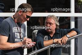 07.09.2007 Monza, Italy, Georg Nolte [journalist / BILD] talks with Keke Rosberg (FIN) - Formula 1 World Championship, Rd 13, Italian Grand Prix, Friday