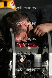 07.09.2007 Monza, Italy,  Red Bull Racing, team member works on the car - Formula 1 World Championship, Rd 13, Italian Grand Prix, Friday