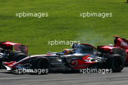 09.09.2007 Monza, Italy,  Lewis Hamilton (GBR), McLaren Mercedes, Felipe Massa (BRA), Scuderia Ferrari at the start - Formula 1 World Championship, Rd 13, Italian Grand Prix, Sunday Race