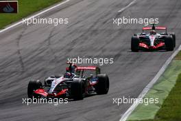 09.09.2007 Monza, Italy,  Fernando Alonso (ESP), McLaren Mercedes, Lewis Hamilton (GBR), McLaren Mercedes - Formula 1 World Championship, Rd 13, Italian Grand Prix, Sunday Race