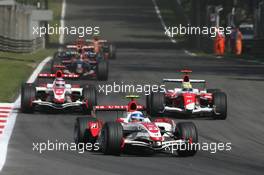 09.09.2007 Monza, Italy,  Anthony Davidson (GBR), Super Aguri F1 Team, SA07 and Ralf Schumacher (GER), Toyota Racing, TF107 - Formula 1 World Championship, Rd 13, Italian Grand Prix, Sunday Race