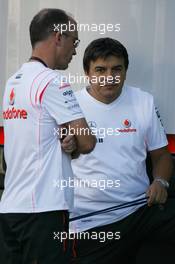 08.09.2007 Monza, Italy,  Right, Fabrizio Borra (ITA), Physiotherapist of Fernando Alonso - Formula 1 World Championship, Rd 13, Italian Grand Prix, Saturday