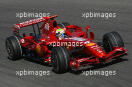 08.09.2007 Monza, Italy,  Felipe Massa (BRA), Scuderia Ferrari, F2007 waves to the tifosi - Formula 1 World Championship, Rd 13, Italian Grand Prix, Saturday Qualifying