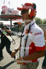 08.09.2007 Monza, Italy,  Michael Schumacher (GER), Scuderia Ferrari, Advisor - Formula 1 World Championship, Rd 13, Italian Grand Prix, Saturday Qualifying