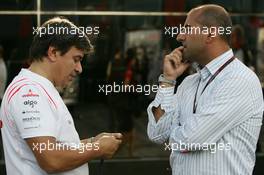 09.09.2007 Monza, Italy,  Fabrizio Borra (ITA), Physiotherapist of Fernando Alonso with Ivan Capelli (ITA) - Formula 1 World Championship, Rd 13, Italian Grand Prix, Sunday