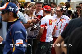 06.09.2007 Monza, Italy,  Giancarlo Fisichella (ITA), Renault F1 Team and Kimi Raikkonen (FIN), Räikkönen, Scuderia Ferrari are interviewed by the press - Formula 1 World Championship, Rd 13, Italian Grand Prix, Thursday