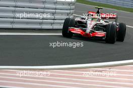 28.09.2007 Gotemba, Japan,  Lewis Hamilton (GBR), McLaren Mercedes - Formula 1 World Championship, Rd 15, Japanese Grand Prix, Friday Practice