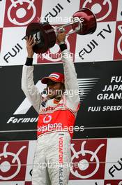 30.09.2007 Gotemba, Japan,  Lewis Hamilton (GBR), McLaren Mercedes - Formula 1 World Championship, Rd 15, Japanese Grand Prix, Sunday Podium