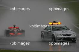 30.09.2007 Gotemba, Japan,  Lewis Hamilton (GBR), McLaren Mercedes, MP4-22 behind the safety car - Formula 1 World Championship, Rd 15, Japanese Grand Prix, Sunday Race