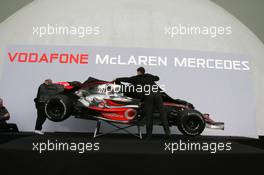 15.01.2007 Valencia, Spain The car get launched - McLaren Mercedes MP4-22 Launch