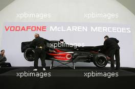 15.01.2007 Valencia, Spain The car get launched - McLaren Mercedes MP4-22 Launch