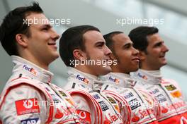 15.01.2007 Valencia, Spain Fernando Alonso (ESP), McLaren Mercedes, Lewis Hamilton (GBR), McLaren Mercedes, Pedro de la Rosa (ESP), Test Driver, McLaren Mercedes, Gary Paffett (GBR), Test Driver, McLaren Mercedes - McLaren Mercedes MP4-22 Launch