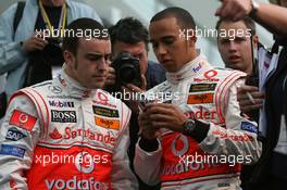 15.01.2007 Valencia, Spain Fernando Alonso (ESP), McLaren Mercedes and Fernando Alonso (ESP), McLaren Mercedes  - McLaren Mercedes MP4-22 Launch