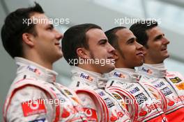 15.01.2007 Valencia, Spain Fernando Alonso (ESP), McLaren Mercedes Lewis Hamilton (GBR), McLaren Mercedes, Pedro de la Rosa (ESP), Test Driver, McLaren Mercedes, Gary Paffett (GBR), Test Driver, McLaren Mercedes - McLaren Mercedes MP4-22 Launch