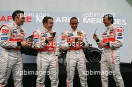 15.01.2007 Valencia, Spain Gary Paffett (GBR), Test Driver, McLaren Mercedes, Fernando Alonso (ESP), McLaren Mercedes, Lewis Hamilton (GBR), McLaren Mercedes, Pedro de la Rosa (ESP), Test Driver, McLaren Mercedes - McLaren Mercedes MP4-22 Launch