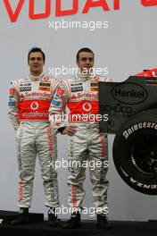 15.01.2007 Valencia, Spain Gary Paffett (GBR), Test Driver, McLaren Mercedes, Fernando Alonso (ESP), McLaren Mercedes - McLaren Mercedes MP4-22 Launch