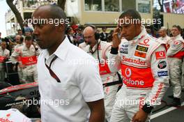 27.05.2007 Monte Carlo, Monaco,  Anthony Hamilton (GBR), Father of Lewis Hamilton and Lewis Hamilton (GBR), McLaren Mercedes - Formula 1 World Championship, Rd 5, Monaco Grand Prix, Sunday Pre-Race Grid