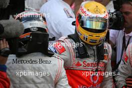 27.05.2007 Monte Carlo, Monaco,  Lewis Hamilton (GBR), McLaren Mercedes and Fernando Alonso (ESP), McLaren Mercedes - Formula 1 World Championship, Rd 5, Monaco Grand Prix, Sunday Podium