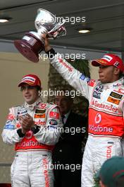 27.05.2007 Monte Carlo, Monaco,  Lewis Hamilton (GBR), McLaren Mercedes, Fernando Alonso (ESP), McLaren Mercedes - Formula 1 World Championship, Rd 5, Monaco Grand Prix, Sunday Podium