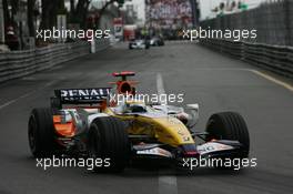 27.05.2007 Monte Carlo, Monaco,  Giancarlo Fisichella (ITA), Renault F1 Team, R27 - Formula 1 World Championship, Rd 5, Monaco Grand Prix, Sunday Race