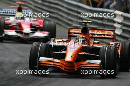 27.05.2007 Monte Carlo, Monaco,  Christijan Albers (NED), Spyker F1 Team, F8-VII and Ralf Schumacher (GER), Toyota Racing, TF107 - Formula 1 World Championship, Rd 5, Monaco Grand Prix, Sunday Race