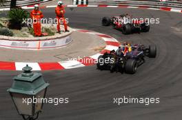 27.05.2007 Monte Carlo, Monaco,  Fernando Alonso (ESP), McLaren Mercedes, MP4-22 and David Coulthard (GBR), Red Bull Racing, RB3 - Formula 1 World Championship, Rd 5, Monaco Grand Prix, Sunday Race