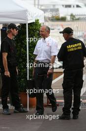 26.05.2007 Monte Carlo, Monaco,  Ron Dennis (GBR), McLaren, Team Principal, Chairman - Formula 1 World Championship, Rd 5, Monaco Grand Prix, Saturday