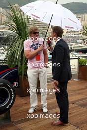 26.05.2007 Monte Carlo, Monaco,  Oliver KAHN (goalkeeper FC Bayern Munich) and Peter Lauterbach (Premiere TV) interview  - Formula 1 World Championship, Rd 5, Monaco Grand Prix, Saturday