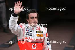 26.05.2007 Monte Carlo, Monaco,  Pole Position, 1st, Fernando Alonso (ESP), McLaren Mercedes, MP4-22 - Formula 1 World Championship, Rd 5, Monaco Grand Prix, Saturday Qualifying