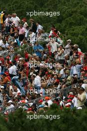 26.05.2007 Monte Carlo, Monaco,  Fans watch the track action - Formula 1 World Championship, Rd 5, Monaco Grand Prix, Saturday Qualifying