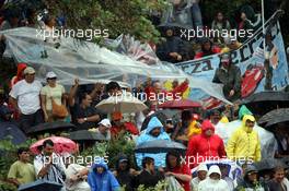 26.05.2007 Monte Carlo, Monaco,  FANS in the rain - Formula 1 World Championship, Rd 5, Monaco Grand Prix, Saturday