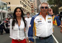 26.05.2007 Monte Carlo, Monaco,  Flavio Briatore (ITA), Renault F1 Team, Team Chief, Managing Director and his fiancee, Elisabetta Gregoraci (ITA), Lingerie Model - Formula 1 World Championship, Rd 5, Monaco Grand Prix, Saturday