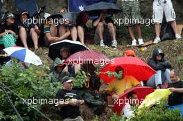 26.05.2007 Monte Carlo, Monaco,  FANS in the rain - Formula 1 World Championship, Rd 5, Monaco Grand Prix, Saturday