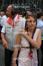 27.05.2007 Monte Carlo, Monaco,  Ron Dennis (GBR), McLaren, Team Principal, Chairman and his daughter - Formula 1 World Championship, Rd 5, Monaco Grand Prix, Sunday