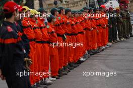 27.05.2007 Monte Carlo, Monaco,  Track Marshalls lined up before the race - Formula 1 World Championship, Rd 5, Monaco Grand Prix, Sunday