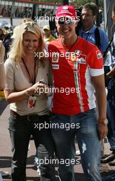 27.05.2007 Monte Carlo, Monaco,  Michael Schumacher (GER), Scuderia Ferrari, Advisor and Corina Schumacher (GER), Corinna, Wife of Michael Schumacher - Formula 1 World Championship, Rd 5, Monaco Grand Prix, Sunday