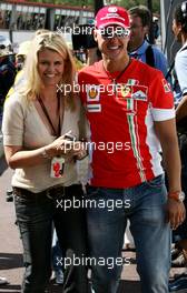 27.05.2007 Monte Carlo, Monaco,  Michael Schumacher (GER), Scuderia Ferrari, Advisor and Corina Schumacher (GER), Corinna, Wife of Michael Schumacher - Formula 1 World Championship, Rd 5, Monaco Grand Prix, Sunday