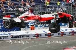 24.05.2007 Monte Carlo, Monaco,  Ralf Schumacher (GER), Toyota Racing, TF107, crashed - Formula 1 World Championship, Rd 5, Monaco Grand Prix, Thursday Practice