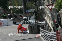 24.05.2007 Monte Carlo, Monaco,  Lewis Hamilton (GBR), McLaren Mercedes, MP4-22, crashed in Free Practice - Formula 1 World Championship, Rd 5, Monaco Grand Prix, Thursday Practice