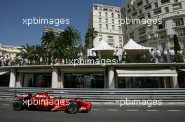 24.05.2007 Monte Carlo, Monaco,  Kimi Raikkonen (FIN), Räikkönen, Scuderia Ferrari, F2007 - Formula 1 World Championship, Rd 5, Monaco Grand Prix, Thursday Practice